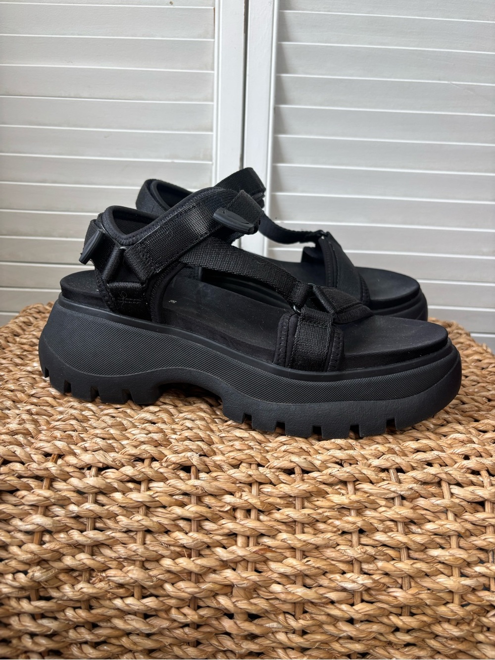 Zara Black Chunky Strappy Platform Sandal Sandal EU 38 - Picture 5 of 9